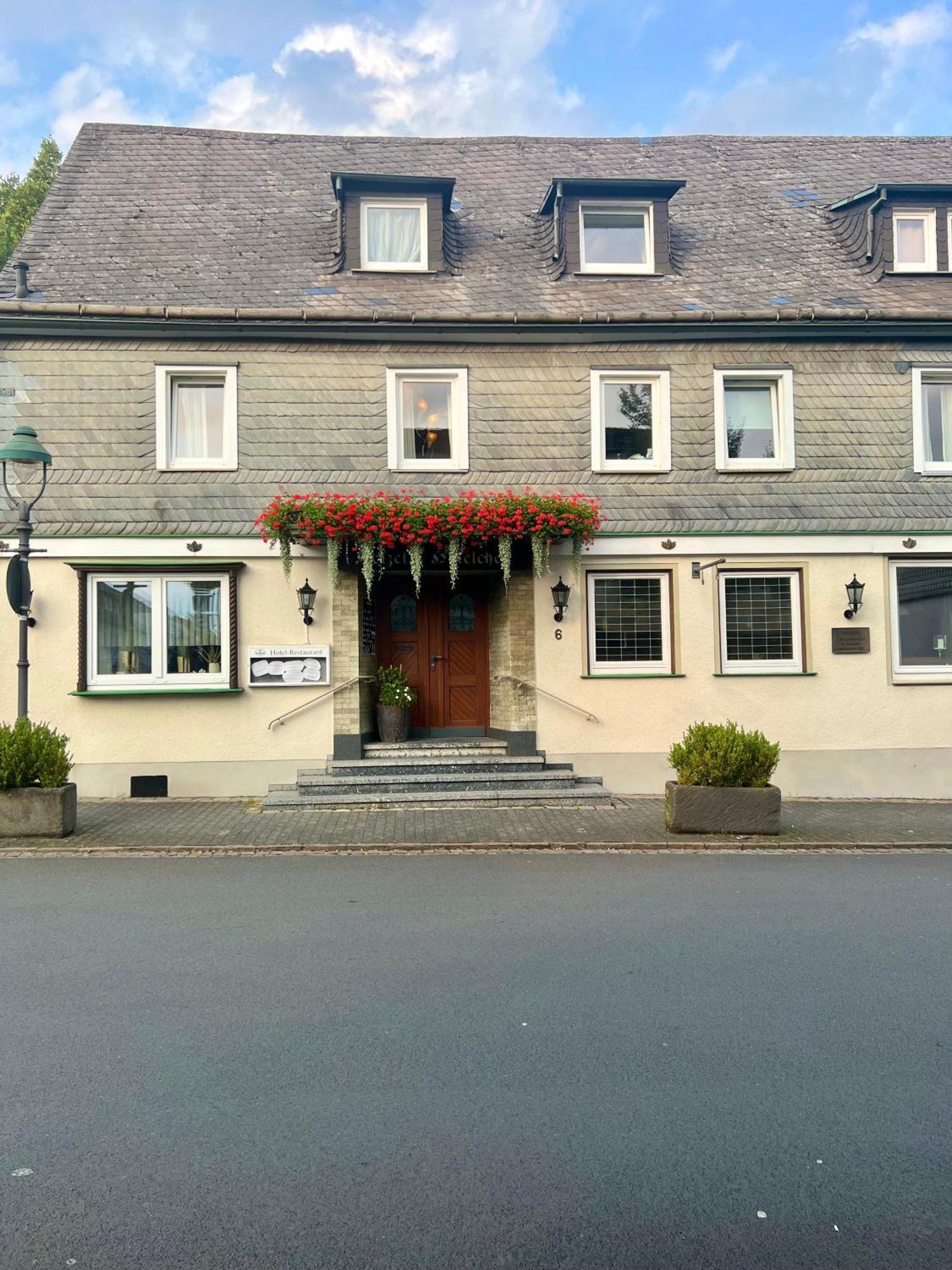 Hetzel'S Hotelchen Olpe bei Meschede 外观 照片
