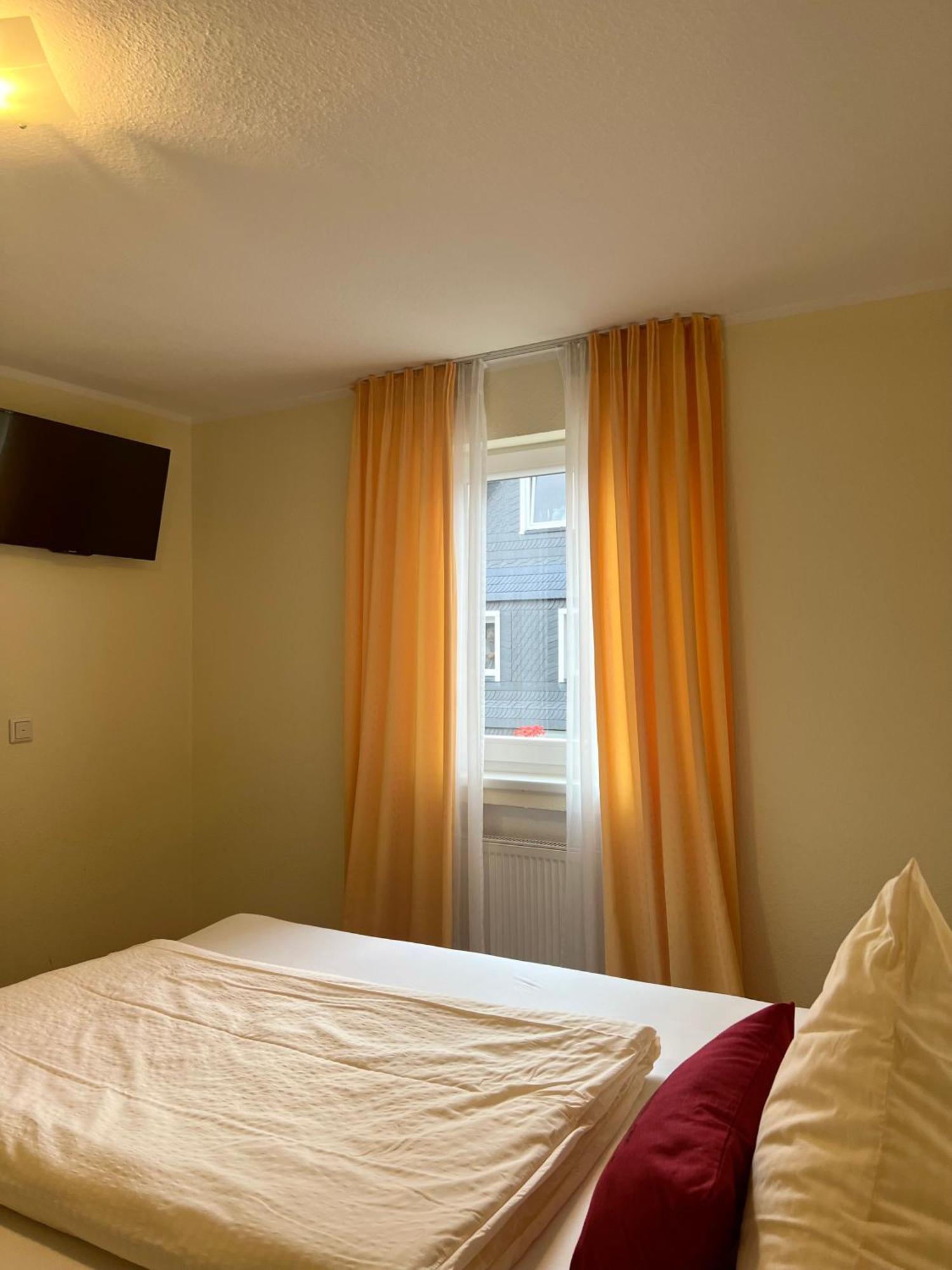 Hetzel'S Hotelchen Olpe bei Meschede 外观 照片