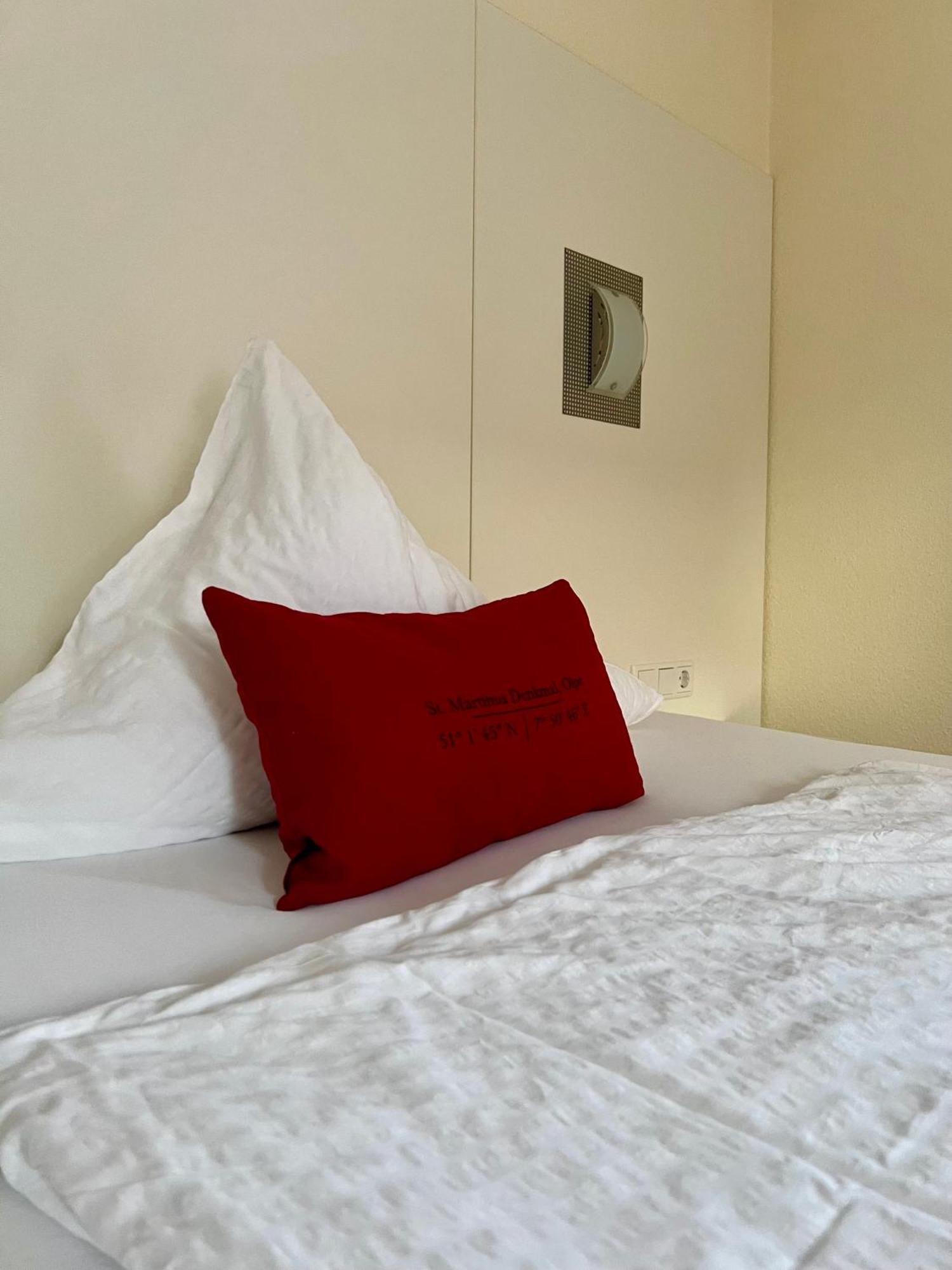 Hetzel'S Hotelchen Olpe bei Meschede 外观 照片